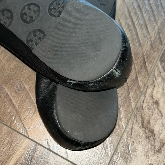 TORY BURCH FLATS SIZE 9.5  BLACK - Picture 6 of 9